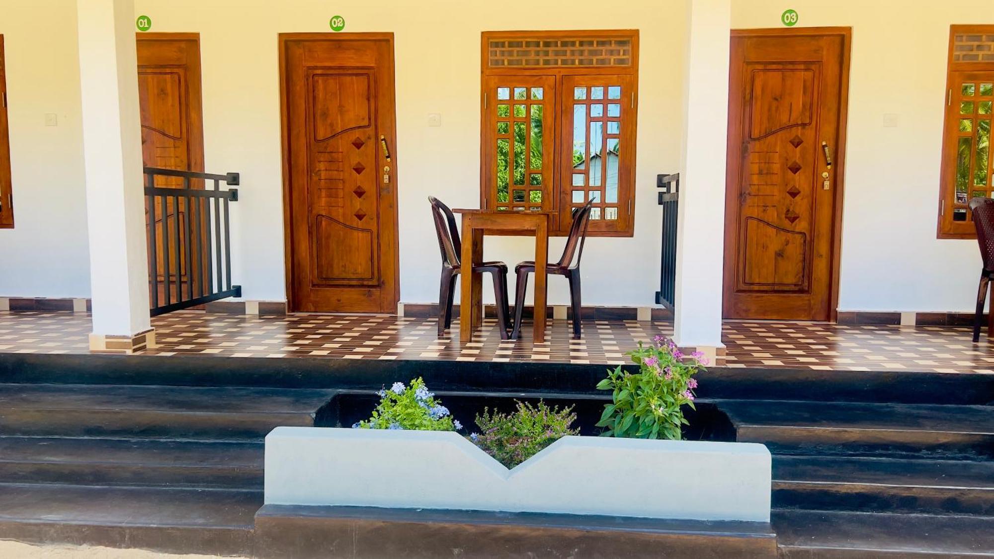 Coconut Leaf Shadow Guest Apartment นิลาเวลี ภายนอก รูปภาพ